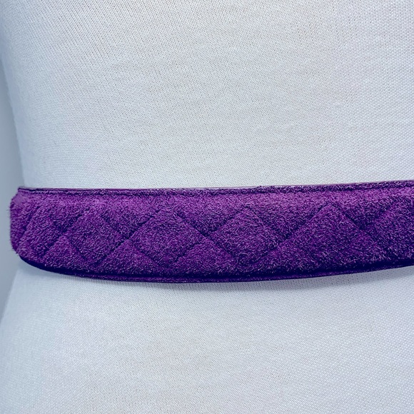 Purple quilted suede belt with gold hardware size 30” - Picture 5 of 8